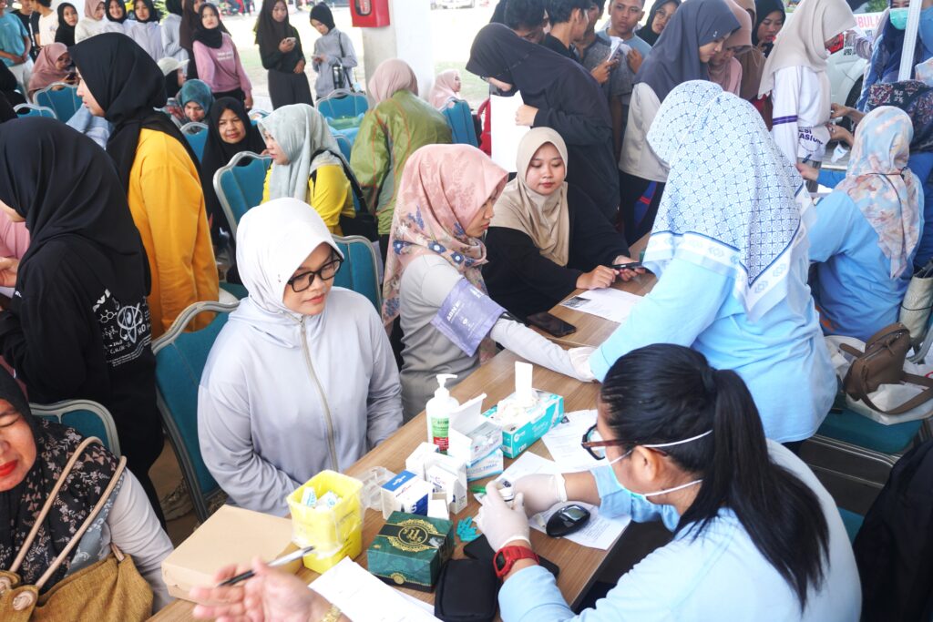 Pemeriksaan Kesehatan dalam rangka Germas di UIN RIL