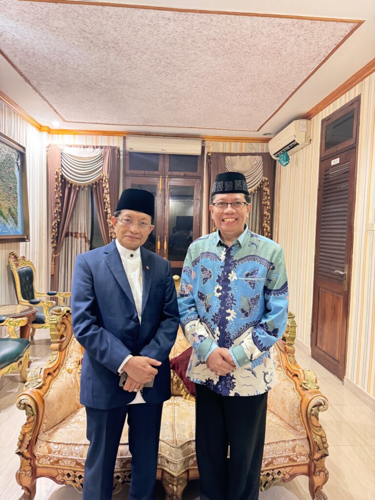 Menag Prof Nasaruddin Umar dan Rektor UIN RIL Prof Wan Jamaluddin